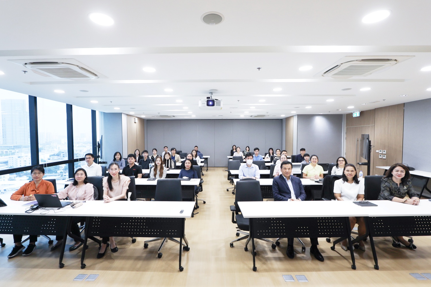 �ç�����������ҧ��������ҹ��Ǩ�ͺ�����ԧ�ء (IA Knowledge Plus) ��Ǣ�� ���ط���ú����ä�������§ͧ���